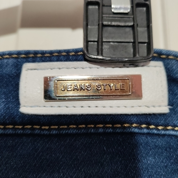 Hoang Son Woman jean shorts size 5/6 EU 36 high waisted - Picture 5 of 6